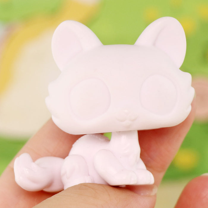 1 Pc lps crouching cat white base