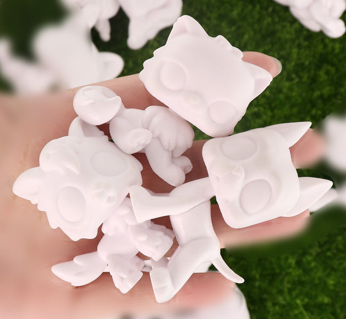 24 Pcs lps white base pack
