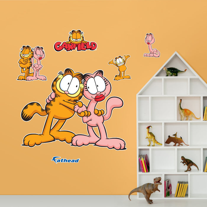 Garfield & Arlene - Garfield - RealBig Collection - Official Nickelodeon - Reusable Vinyl Wall Decals