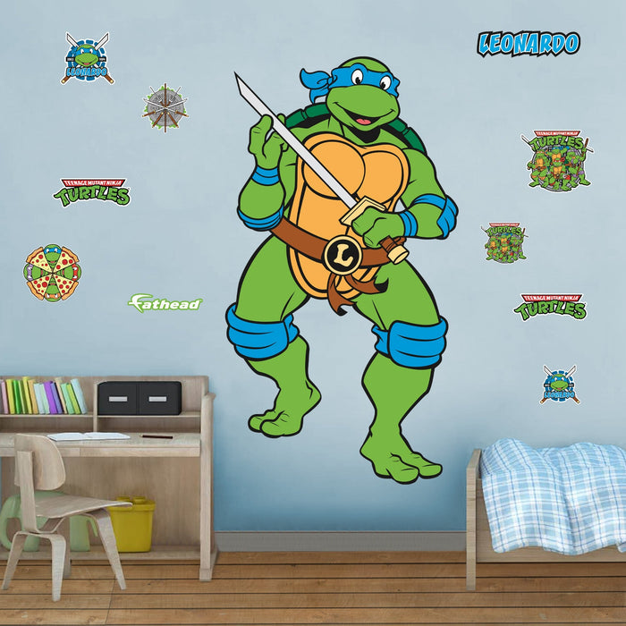 Leonardo - Teenage Mutant Ninja Turtles - RealBig Classic Collection - Official Nickelodeon - Reusable Vinyl Wall Decals