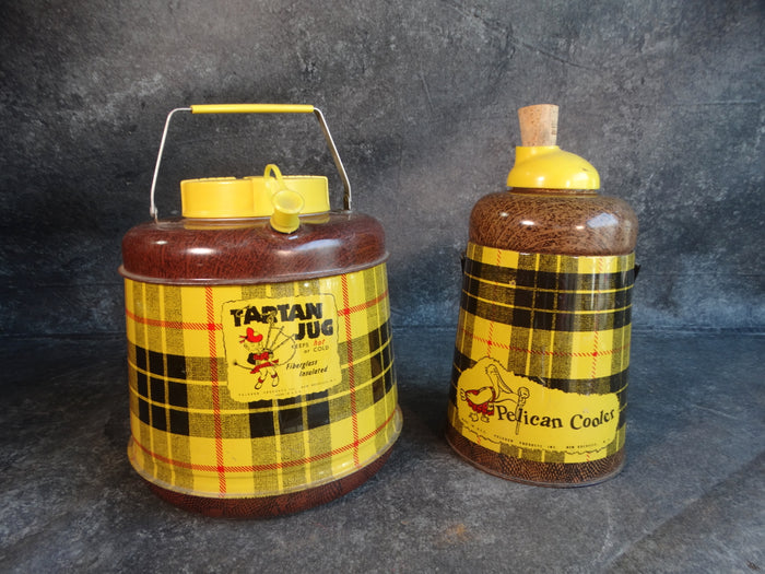 Pelican Cooler with Tartan Jug Set A2629