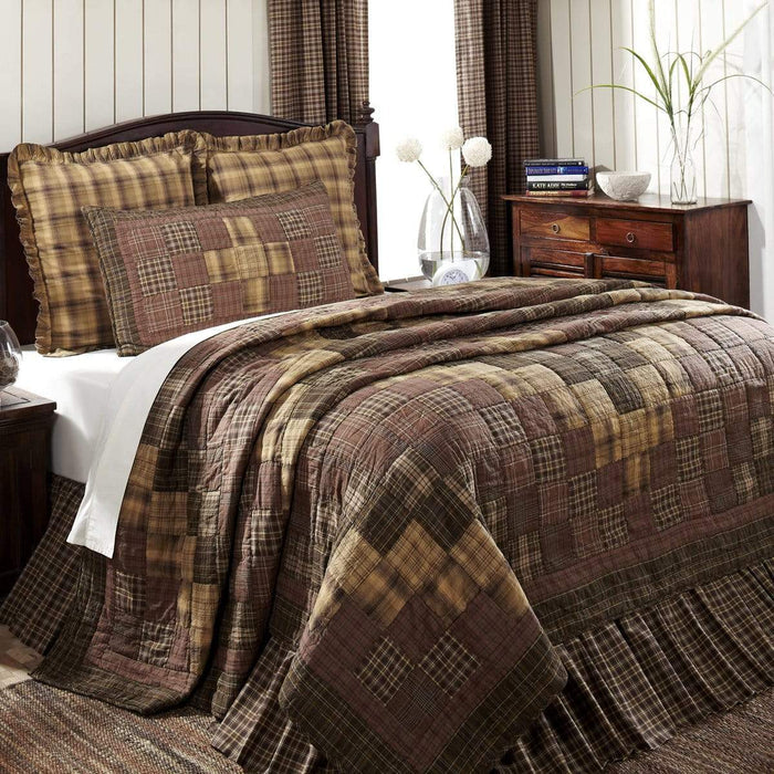 Prescott King Quilt 110Wx97L - The Village Country Store